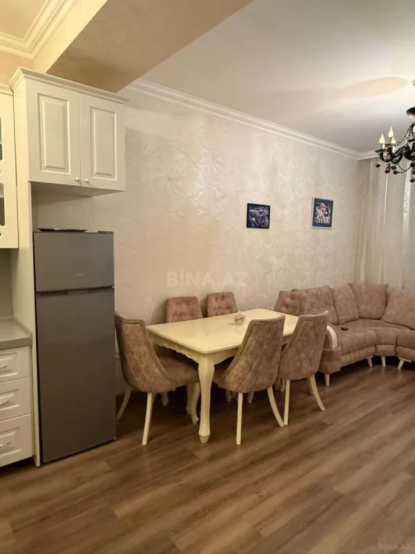 Kirayə verilir 2 otaqlı mənzil 55 m²