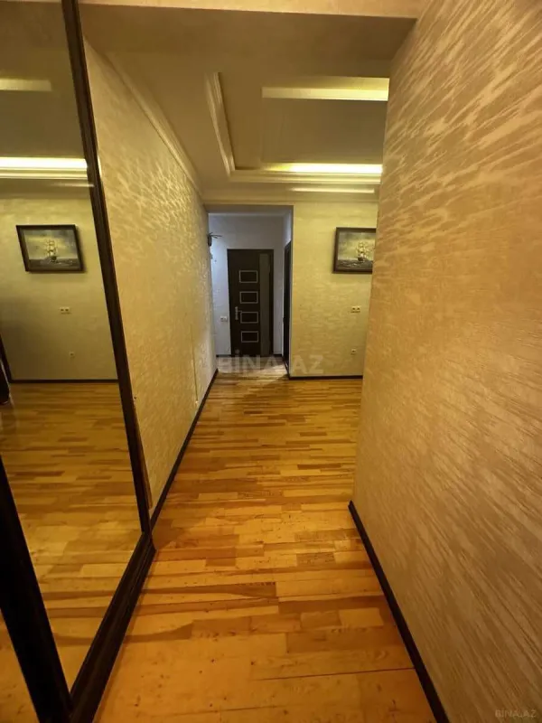 Kirayə verilir 3 otaqlı mənzil 110 m²