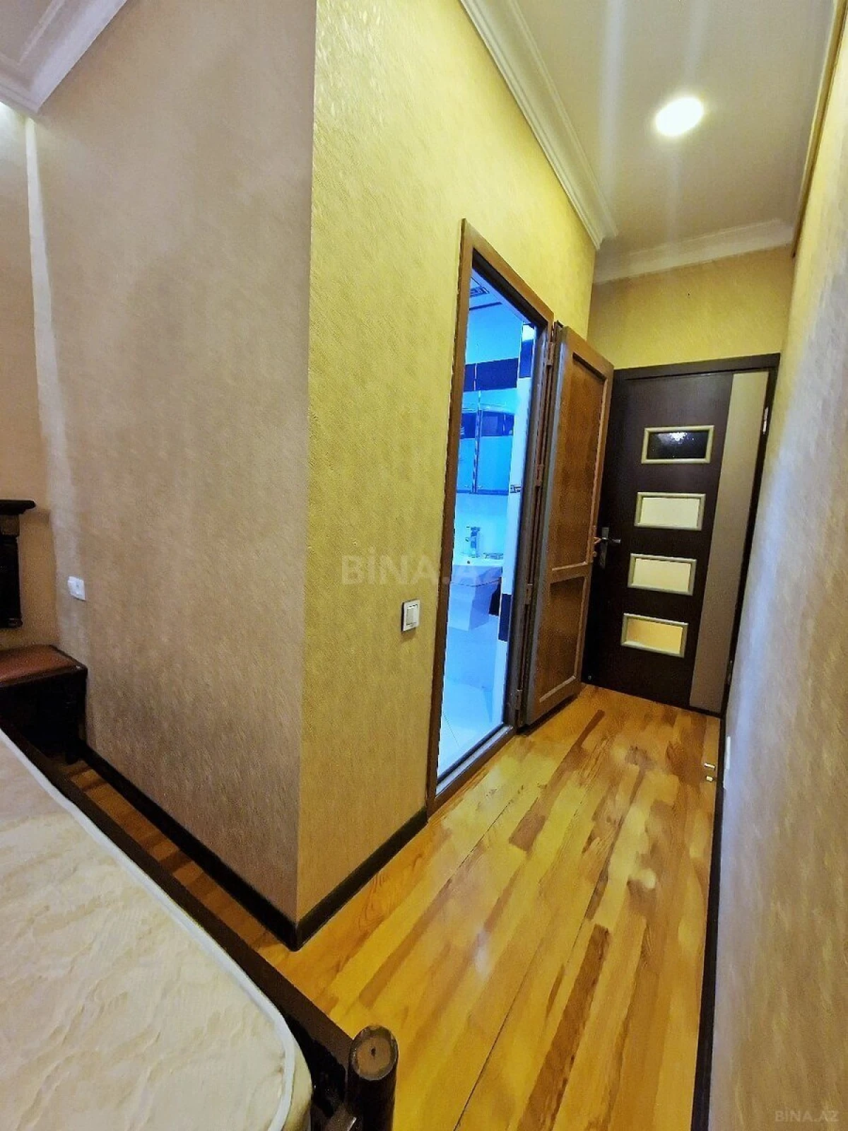 Kirayə verilir 3 otaqlı mənzil 110 m²
