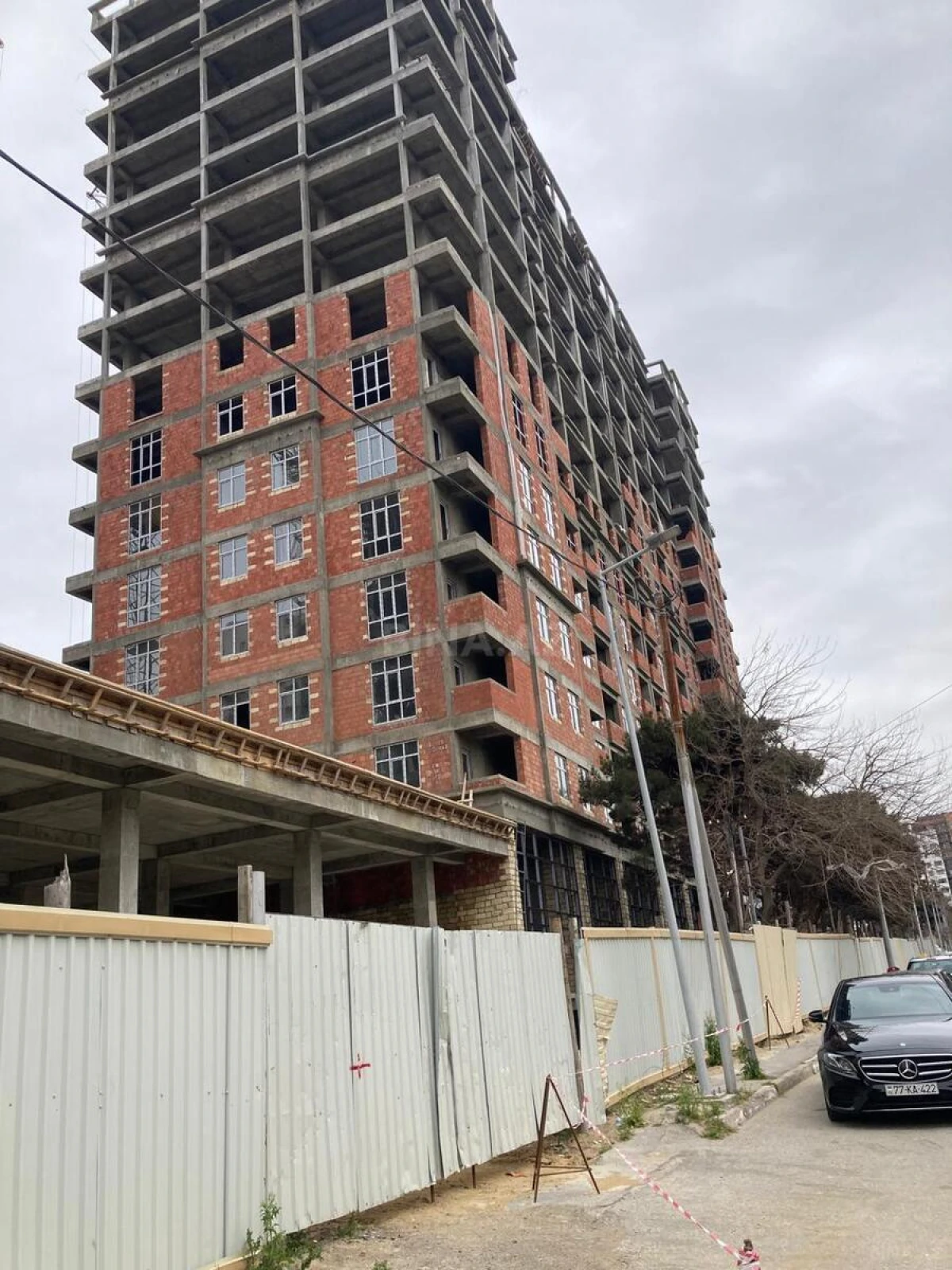 Satılır 3 otaqlı mənzil 86.3 m²