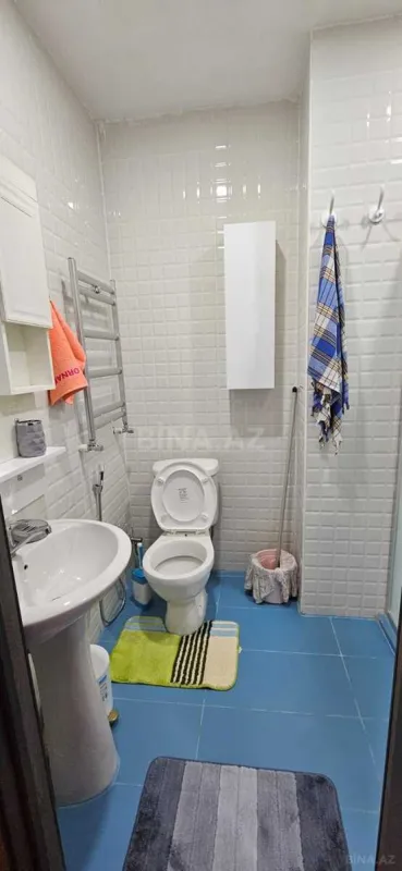 Kirayə verilir 2 otaqlı mənzil 65 m²