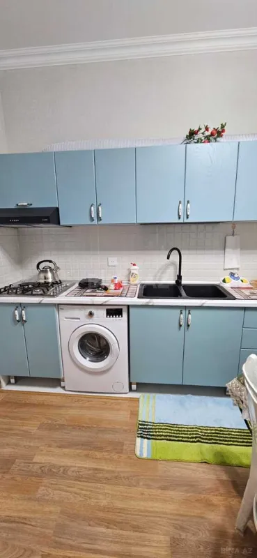 Kirayə verilir 2 otaqlı mənzil 65 m²