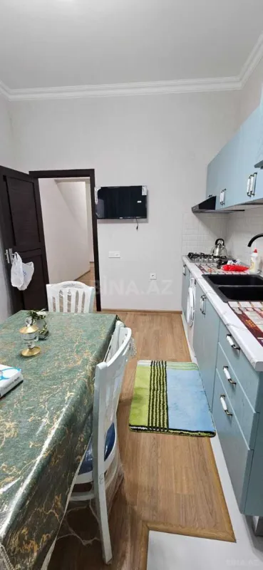 Kirayə verilir 2 otaqlı mənzil 65 m²