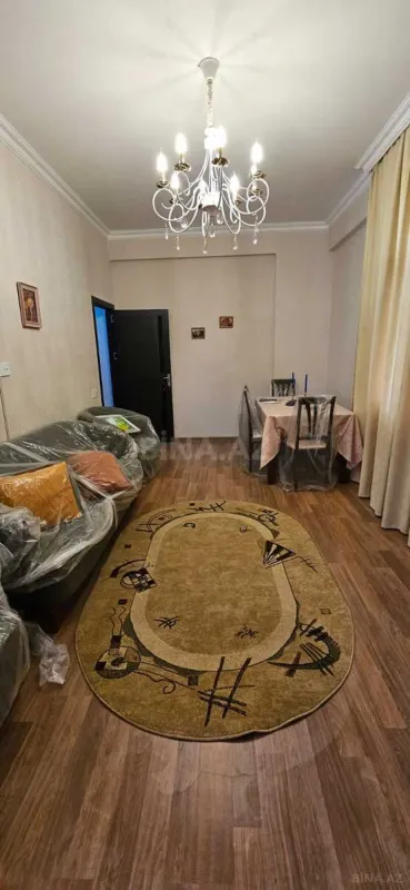 Kirayə verilir 2 otaqlı mənzil 65 m²