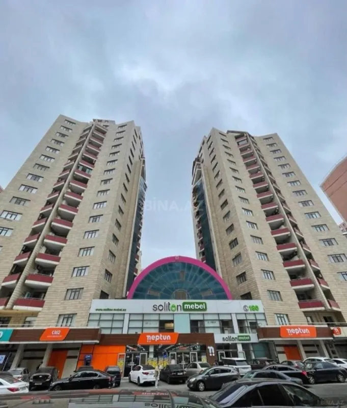 Satılır 3 otaqlı mənzil 148 m²