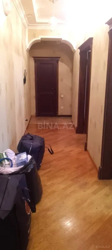 Kirayə verilir 3 otaqlı mənzil 110 m²