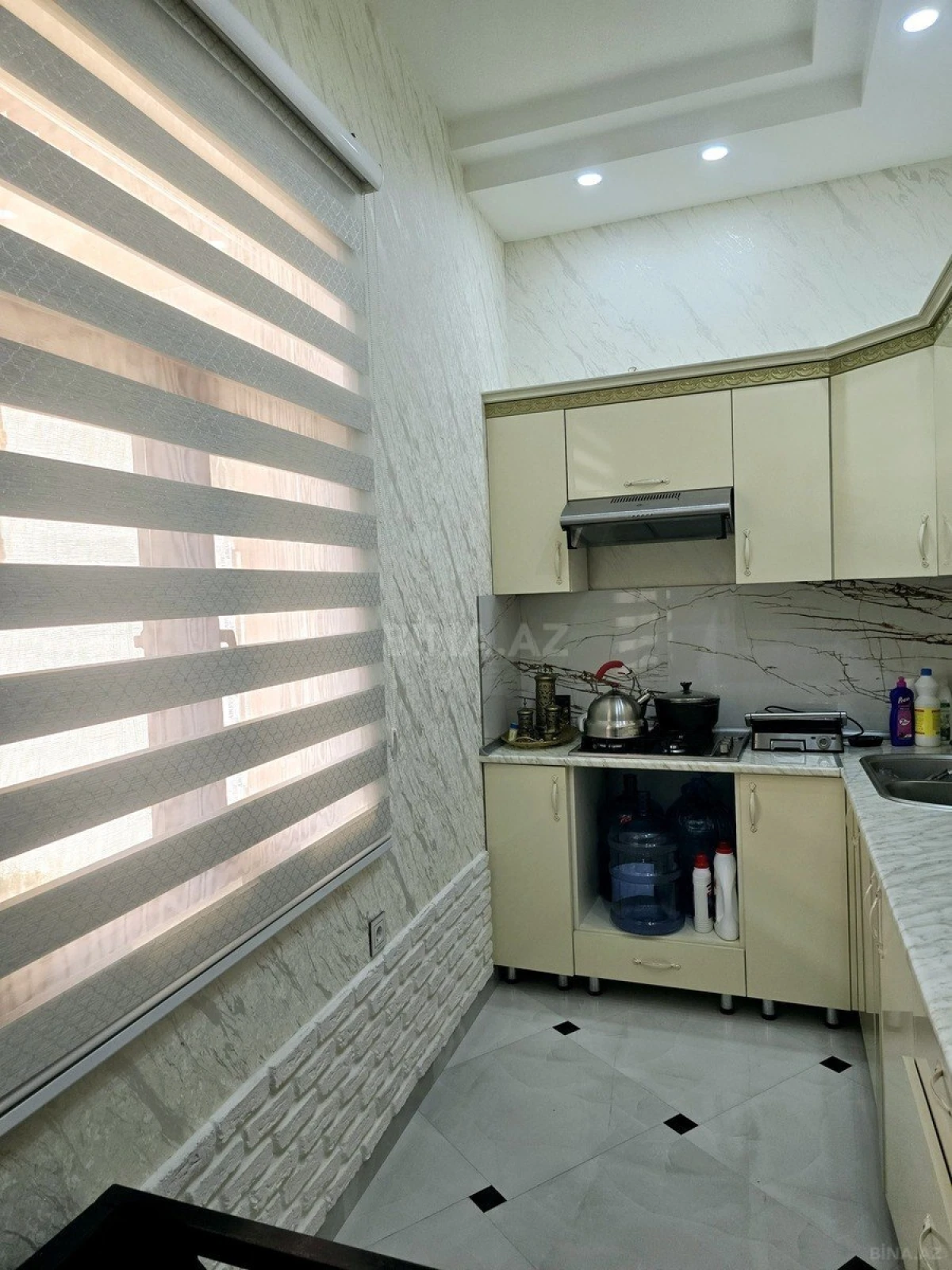 Satılır 3 otaqlı mənzil 75 m²