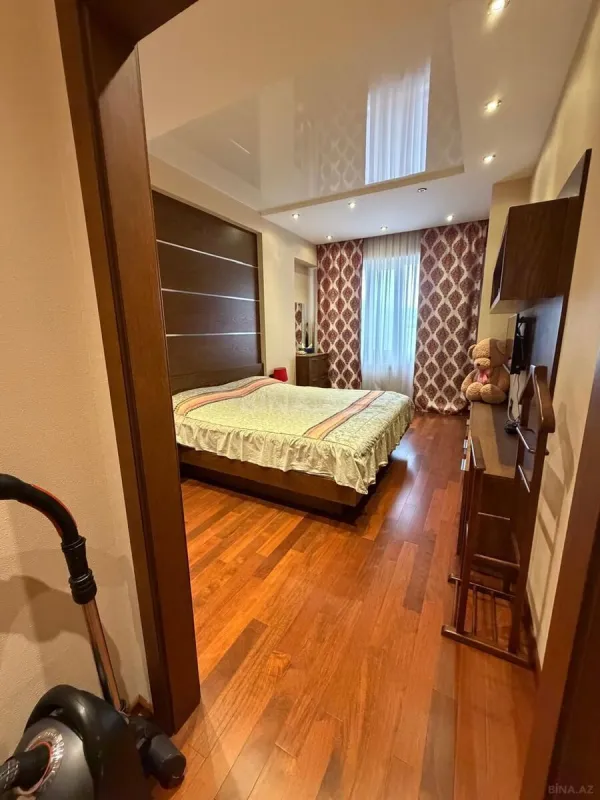 Satılır 3 otaqlı mənzil 100 m²