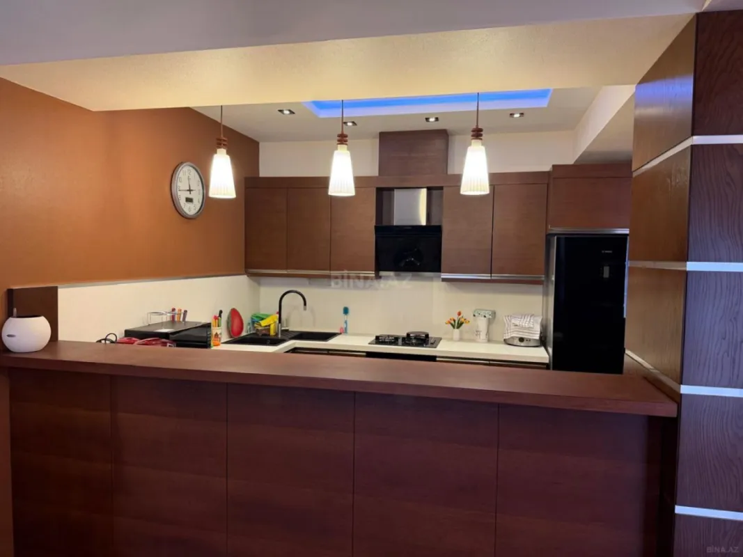 Satılır 3 otaqlı mənzil 100 m²