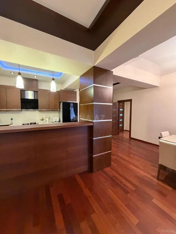 Satılır 3 otaqlı mənzil 100 m²