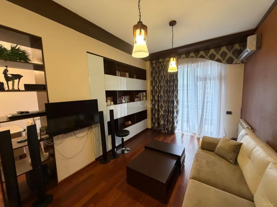 Satılır 3 otaqlı mənzil 100 m²