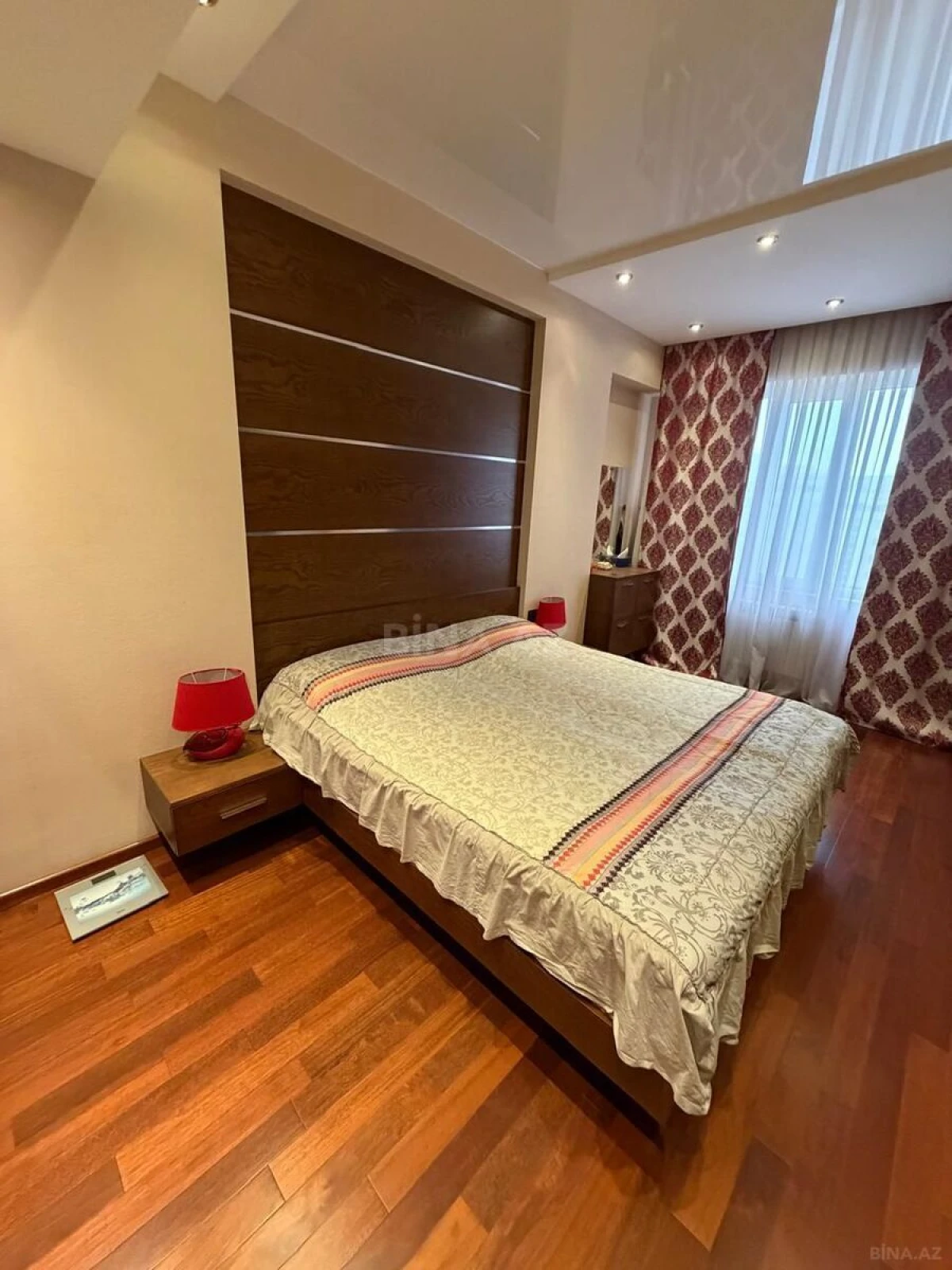 Satılır 3 otaqlı mənzil 100 m²