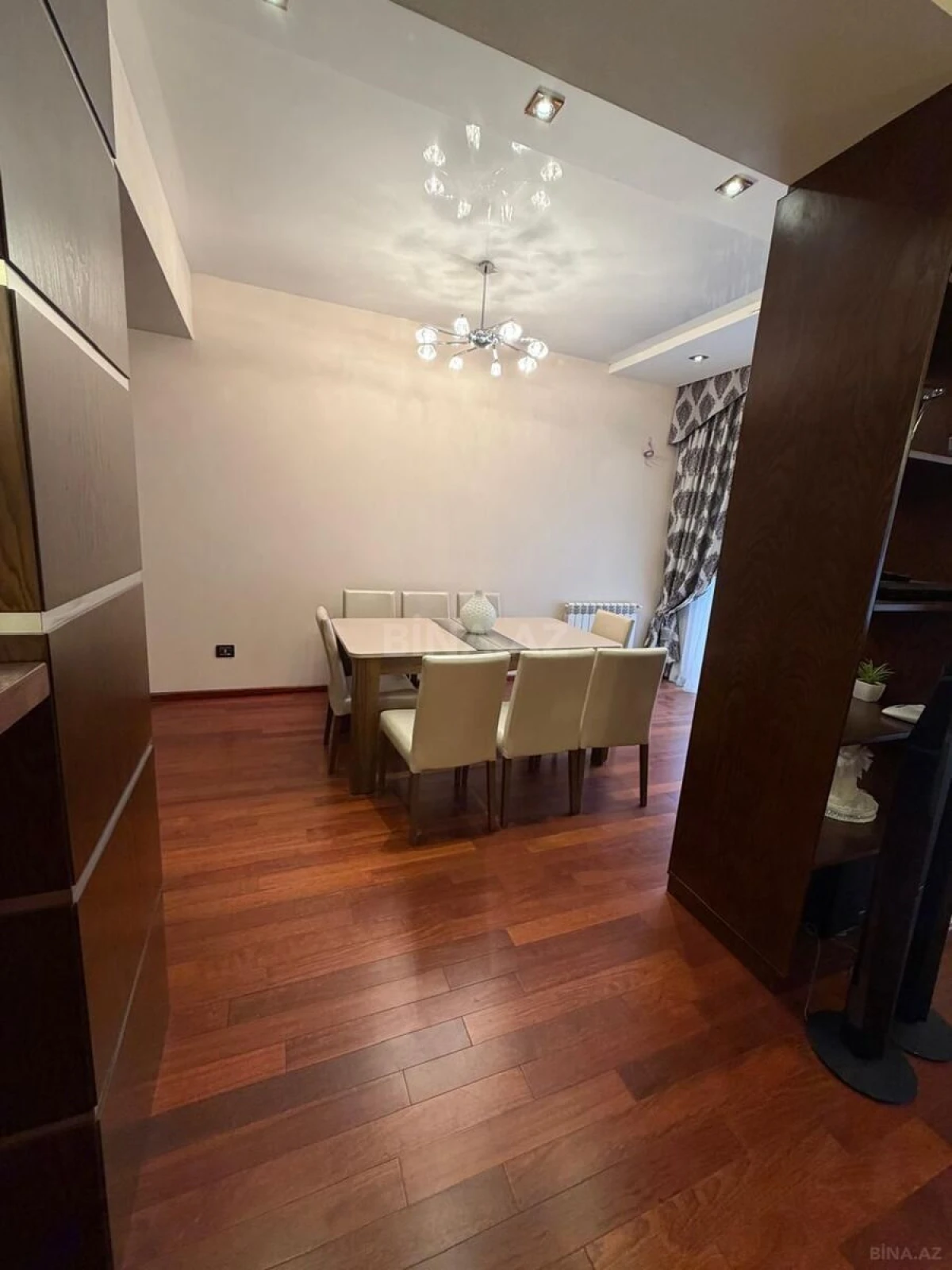 Satılır 3 otaqlı mənzil 100 m²