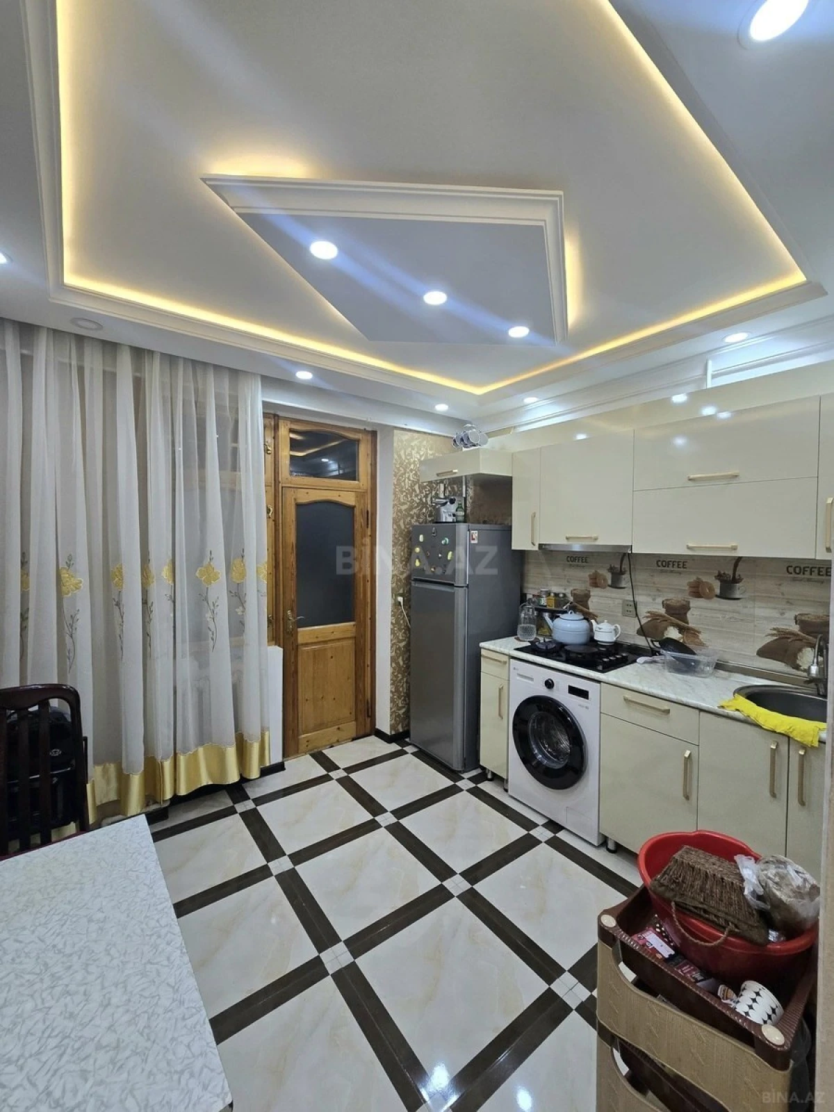 Satılır 3 otaqlı mənzil 80 m²