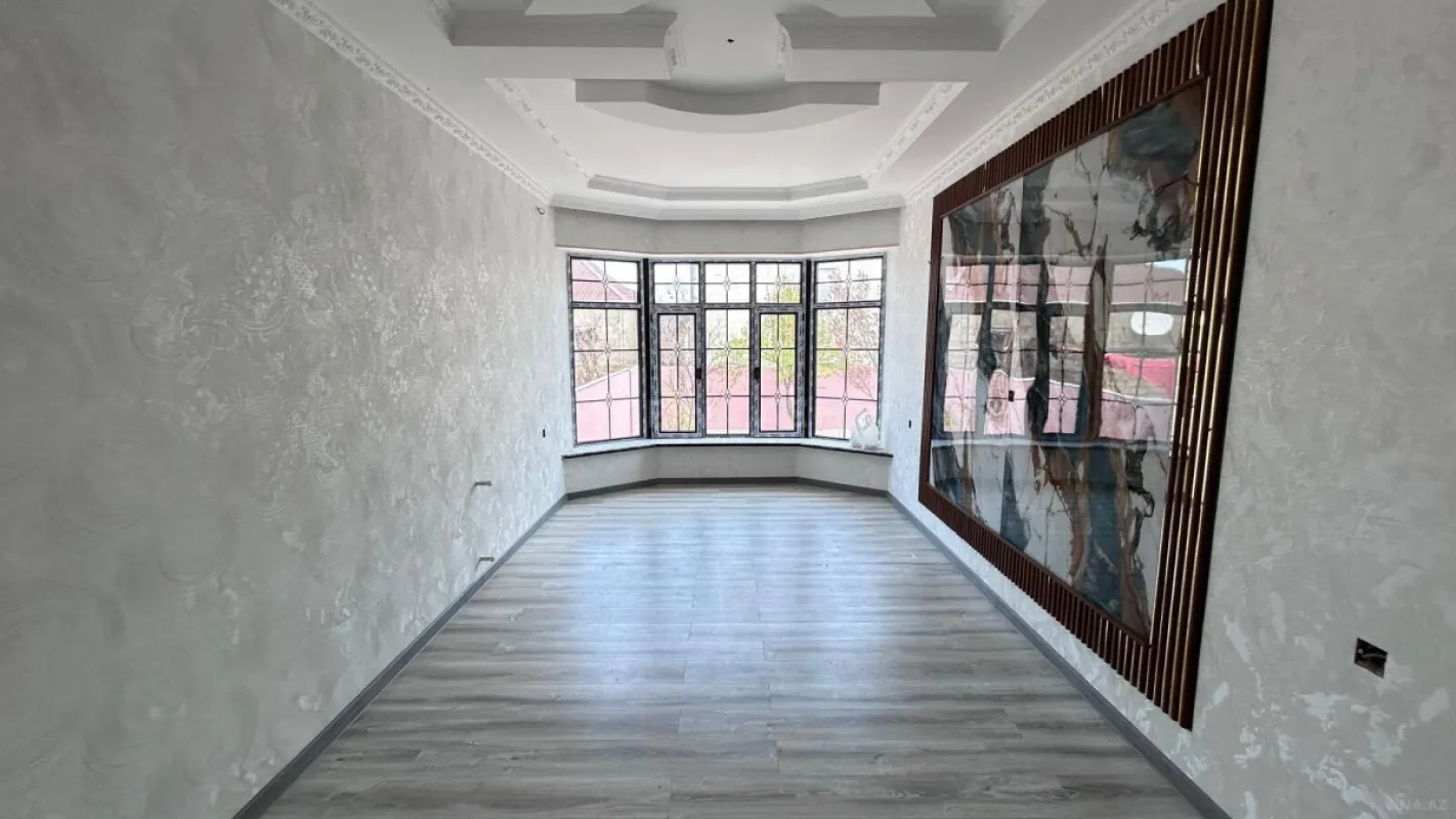 Satılır 4 otaqlı həyət evi 100 m²