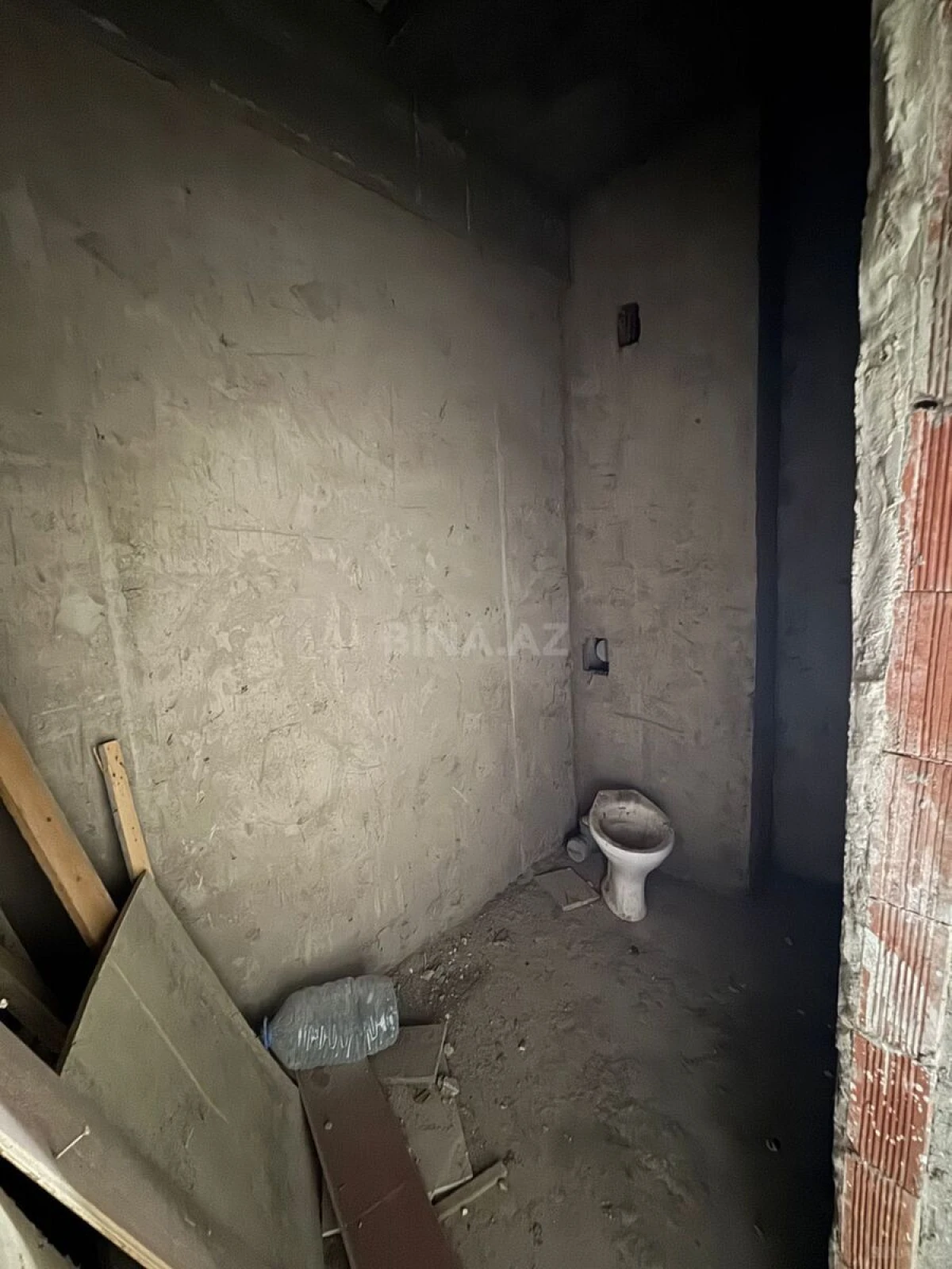 Satılır 2 otaqlı mənzil 66 m²