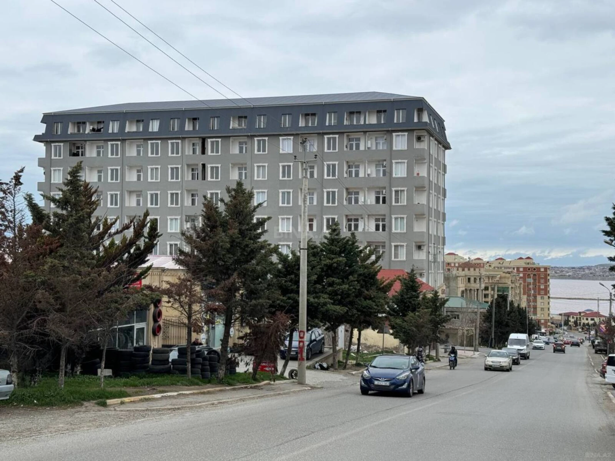 Satılır 2 otaqlı mənzil 66 m²