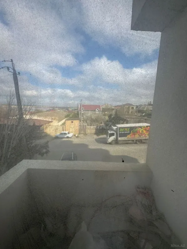 Satılır 2 otaqlı mənzil 66 m²