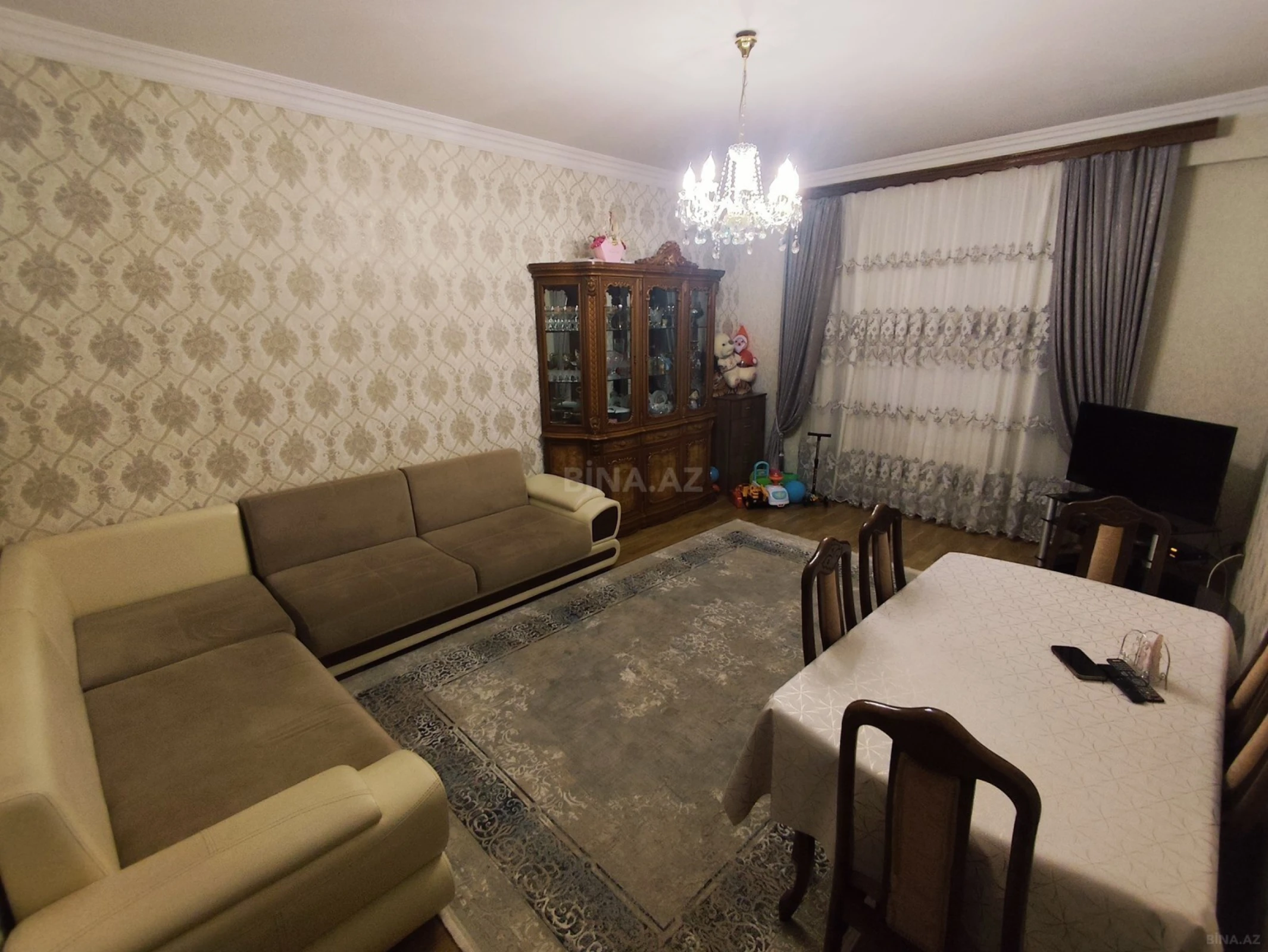 Satılır 2 otaqlı mənzil 95 m²