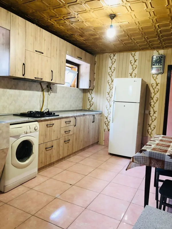 Kirayə verilir 4 otaqlı həyət evi 120 m²