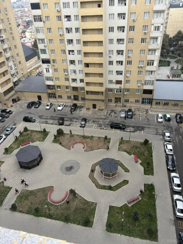 Kirayə verilir 2 otaqlı mənzil 52 m²