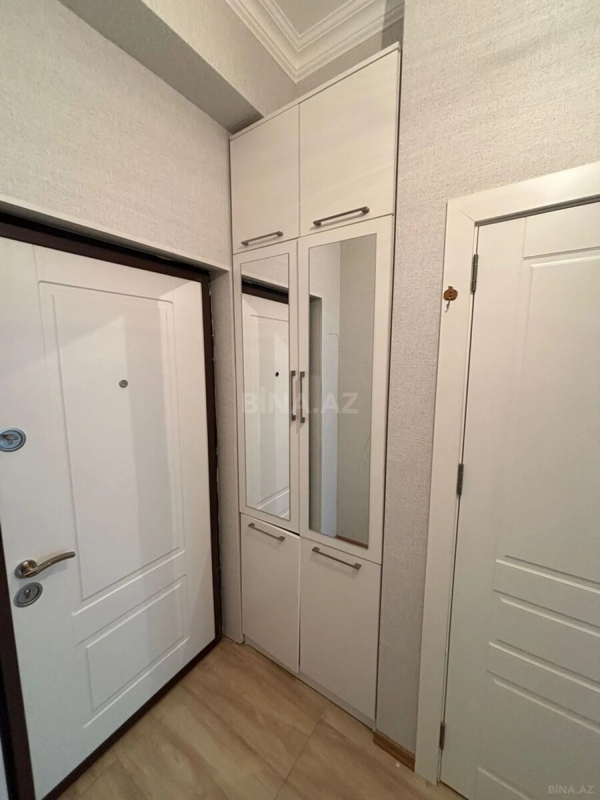 Kirayə verilir 2 otaqlı mənzil 52 m²