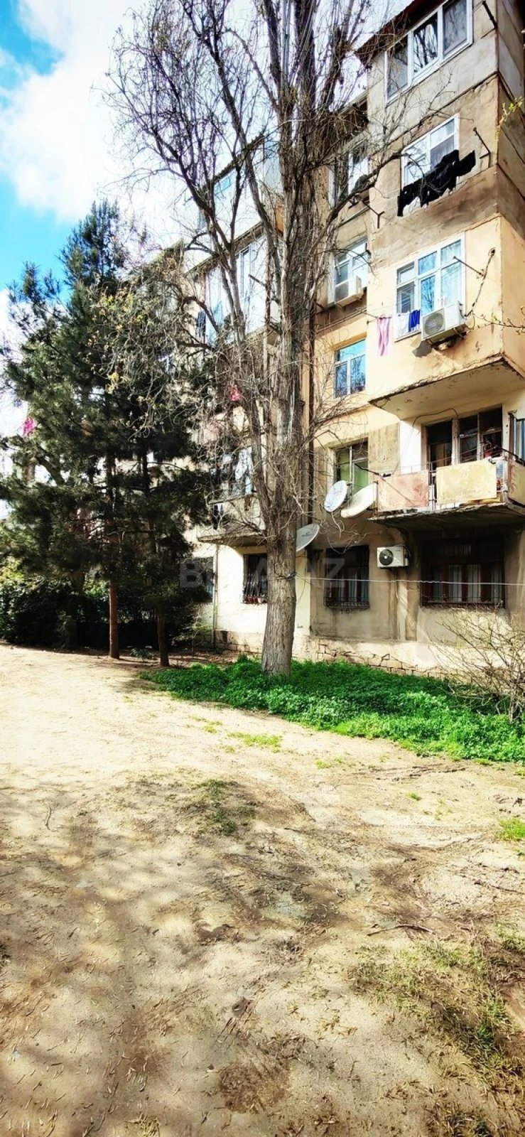 Satılır 2 otaqlı mənzil 42 m²