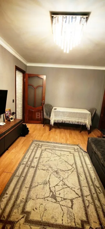 Satılır 2 otaqlı mənzil 42 m²