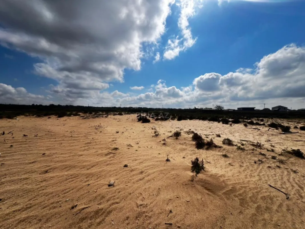 Satılır torpaq sahəsi 300 m²