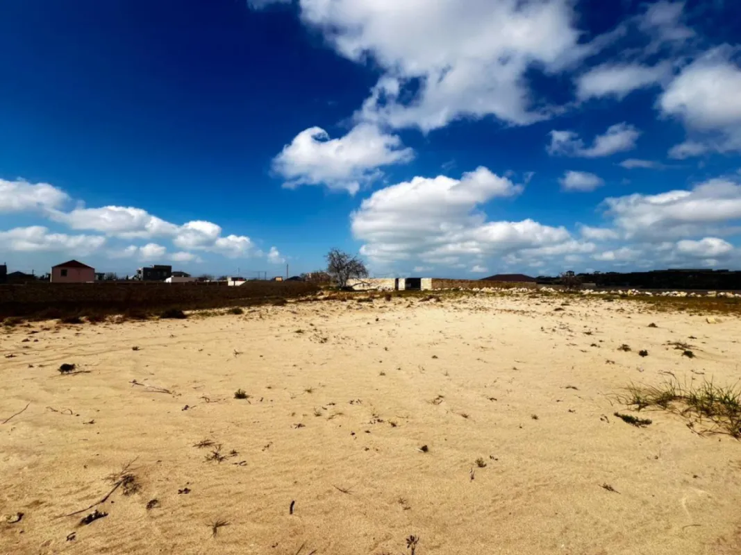 Satılır torpaq sahəsi 300 m²