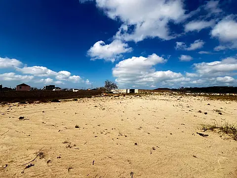 Satılır torpaq sahəsi 300 m²