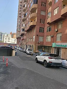 Satılır 3 otaqlı mənzil 156 m² — Bakı 3 otaq 156.00 m²