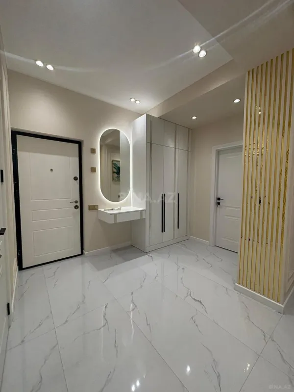 Satılır 3 otaqlı mənzil 102 m²