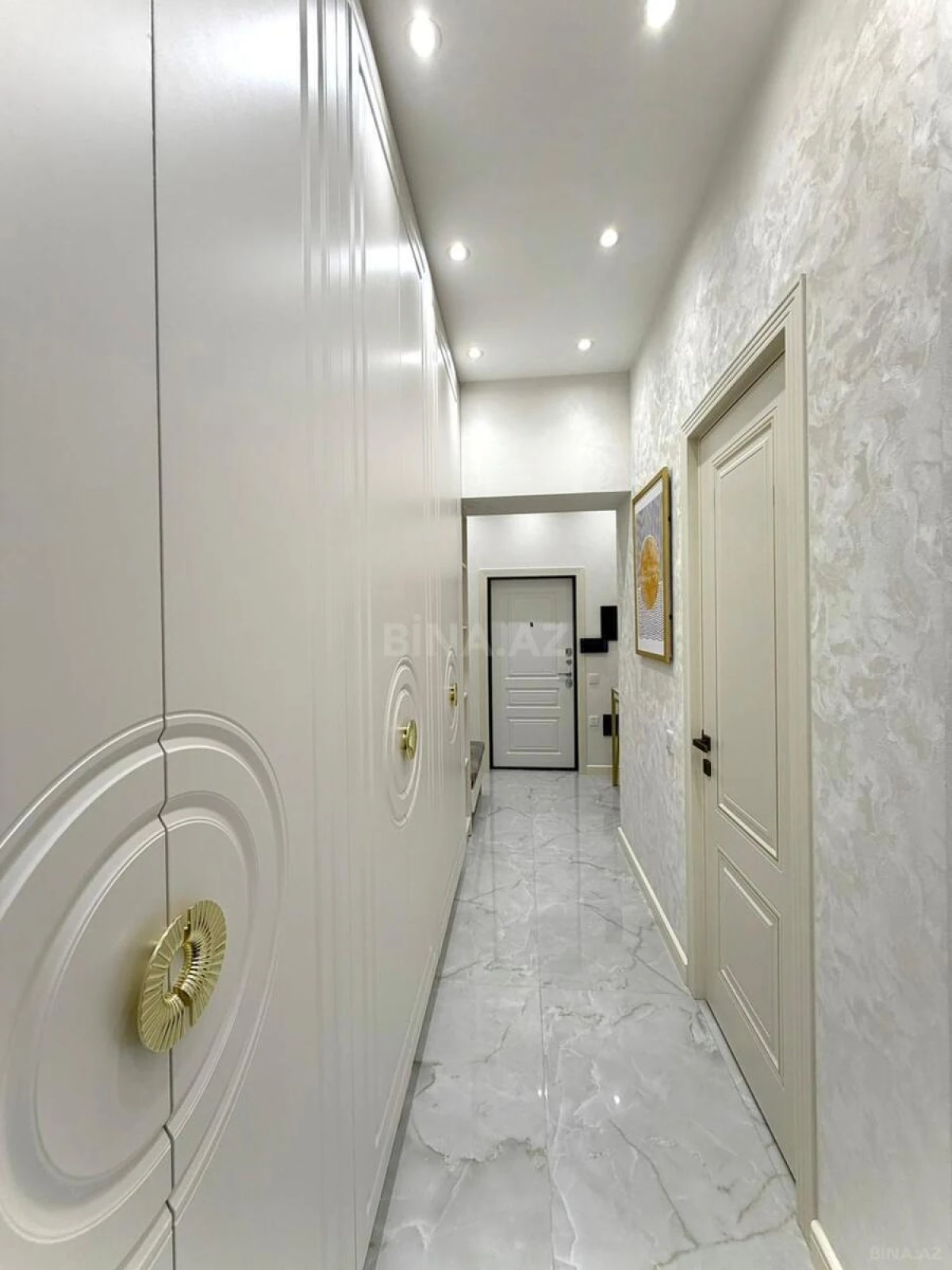 Satılır 2 otaqlı mənzil 85 m²