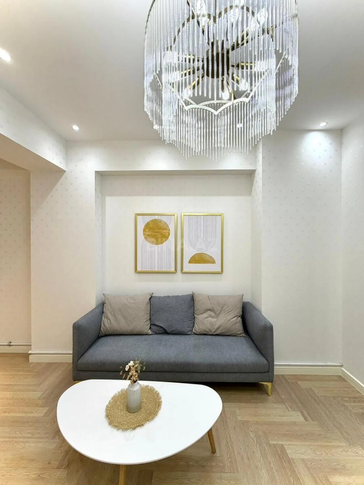 Satılır 2 otaqlı mənzil 85 m²