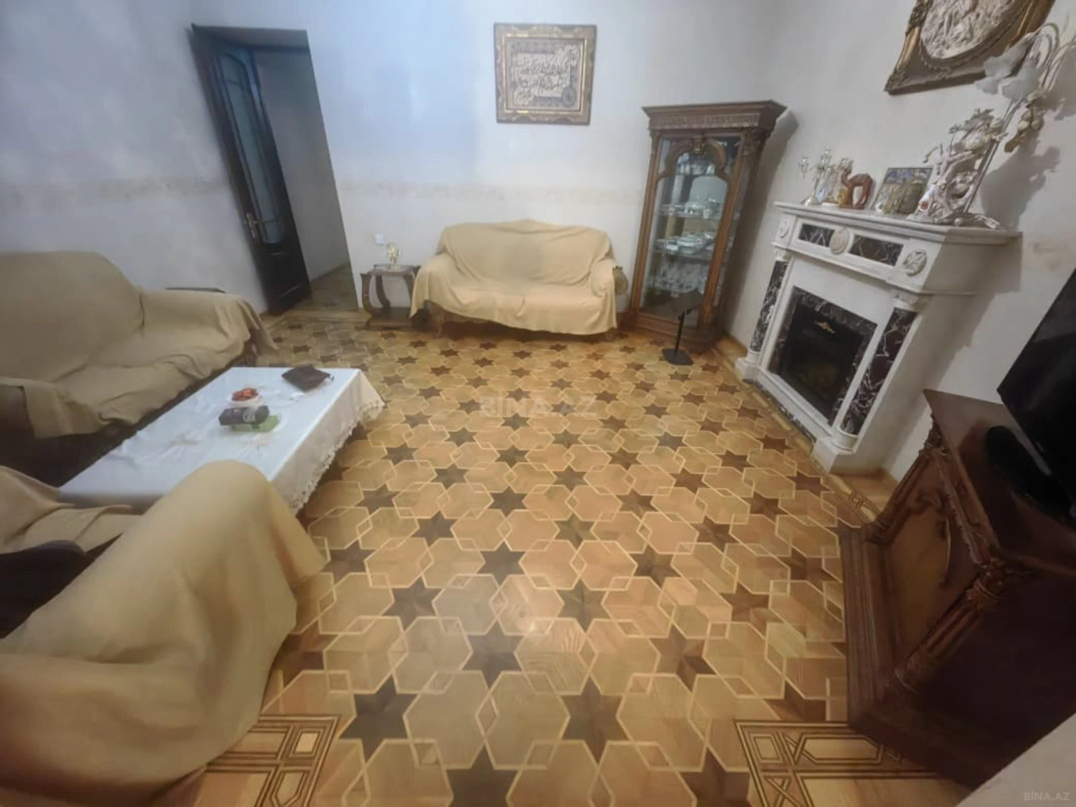 Satılır 3 otaqlı mənzil 126 m²