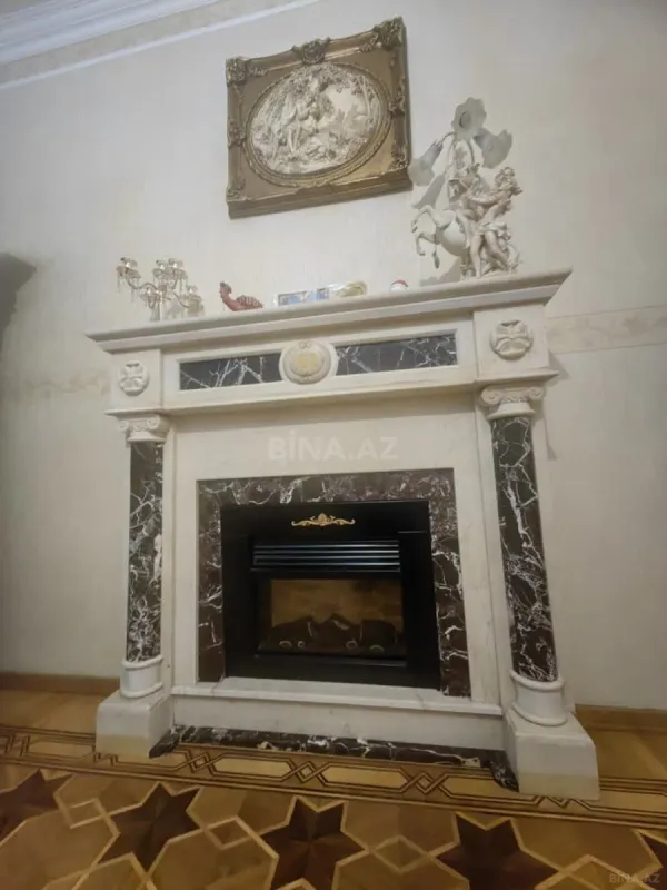 Satılır 3 otaqlı mənzil 126 m²