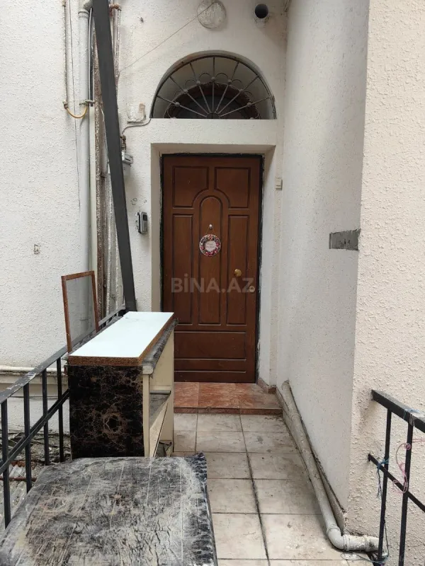 Satılır 3 otaqlı mənzil 126 m²
