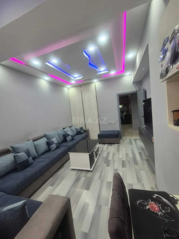 Satılır 2 otaqlı mənzil 70 m²