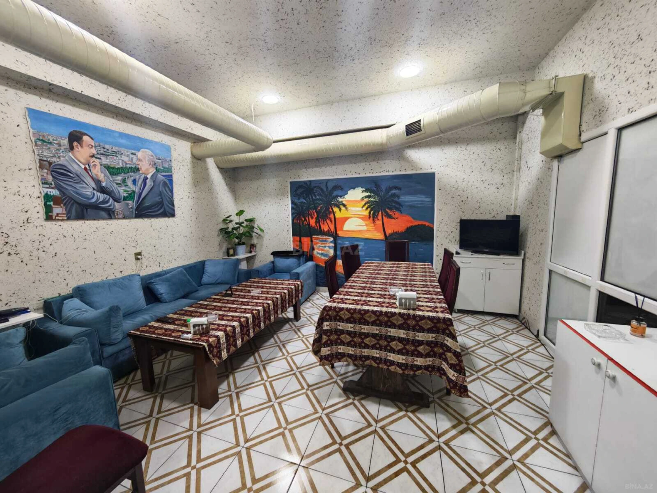 Satılır obyekt 250 m²