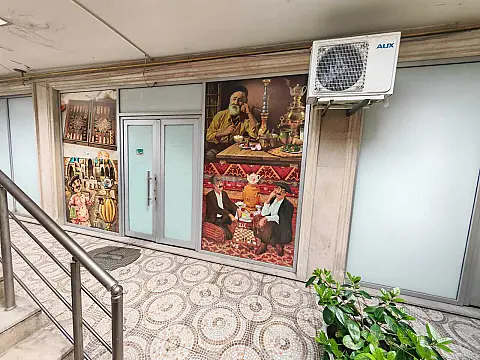 Satılır obyekt 250 m²