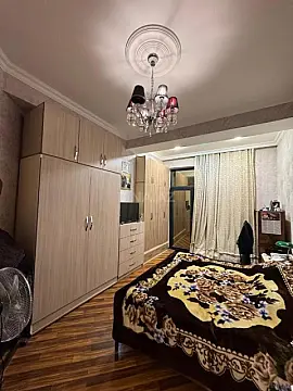 Satılır 3 otaqlı mənzil 125 m²