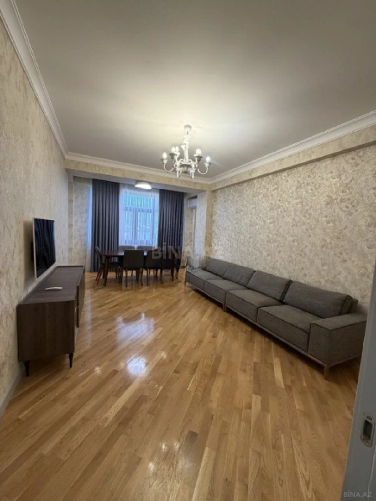 Satılır 3 otaqlı mənzil 105 m²