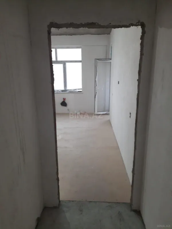 Satılır 3 otaqlı mənzil 107 m²