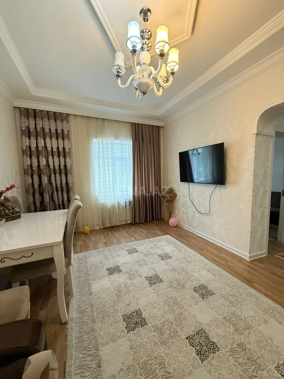 Satılır 5 otaqlı həyət evi 191 m²