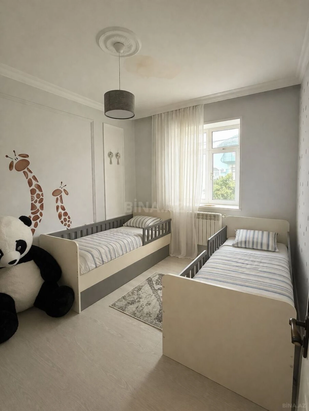 Satılır 5 otaqlı həyət evi 191 m²