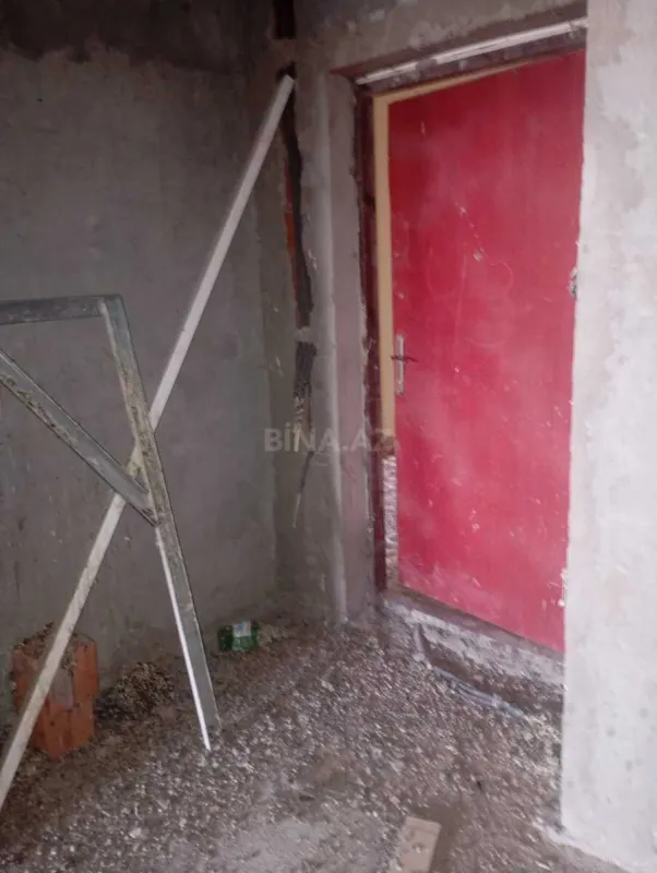 Satılır 3 otaqlı mənzil 105 m²