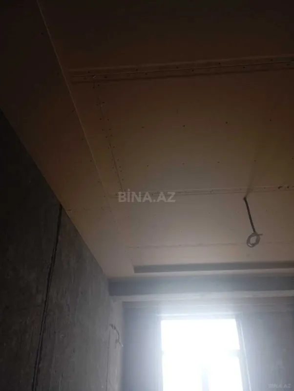 Satılır 3 otaqlı mənzil 105 m²