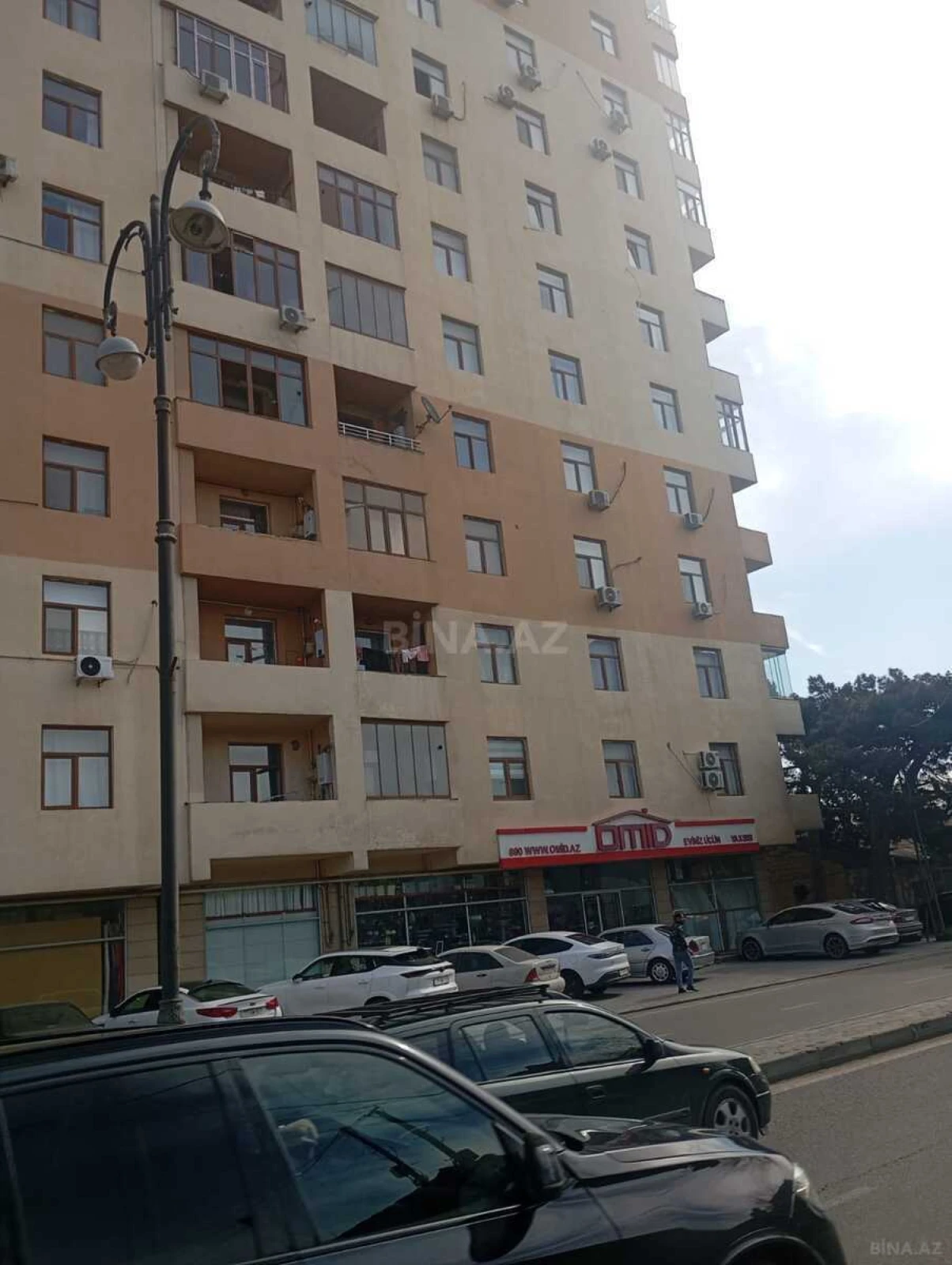 Satılır 3 otaqlı mənzil 105 m²