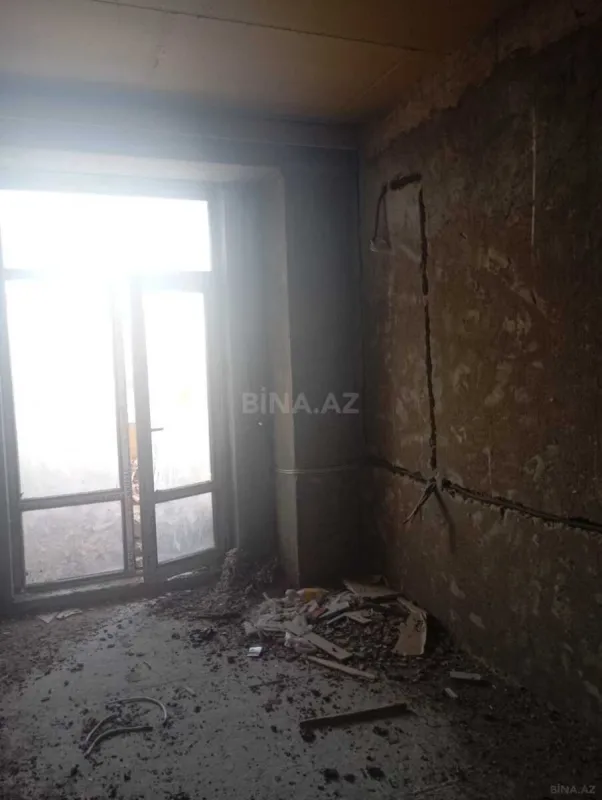 Satılır 3 otaqlı mənzil 105 m²